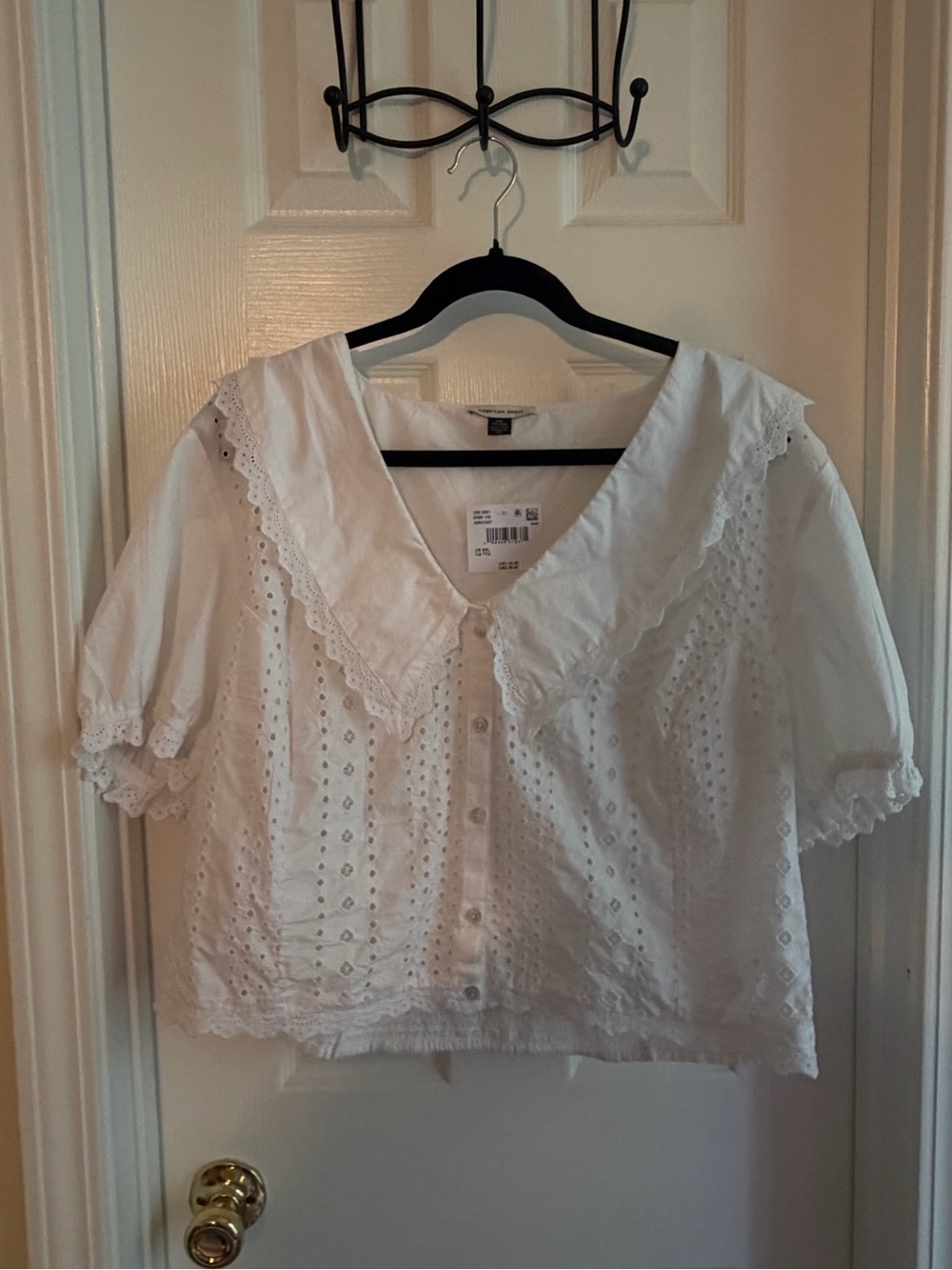 American Eagle Outfitters White Eyelet Button-Front Blouse with Scalloped Collar